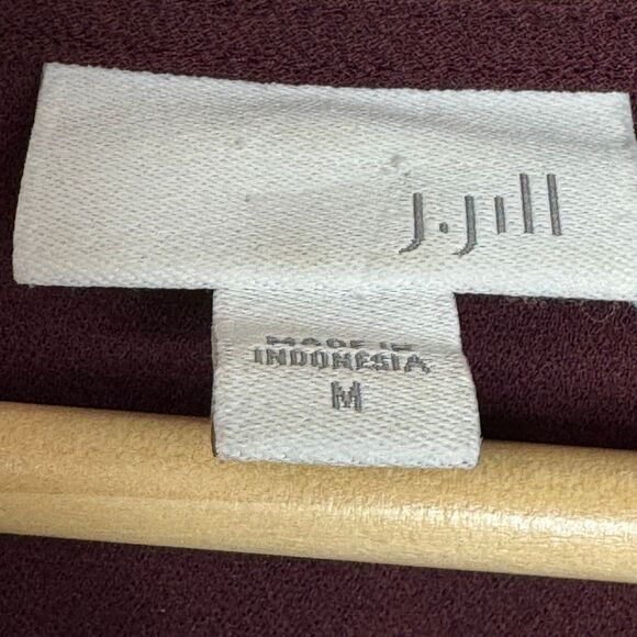 J Jill Burgundy pleated peplum top with 3/4 sleeves #peplumtop #burgundy Medium - Picture 5 of 7